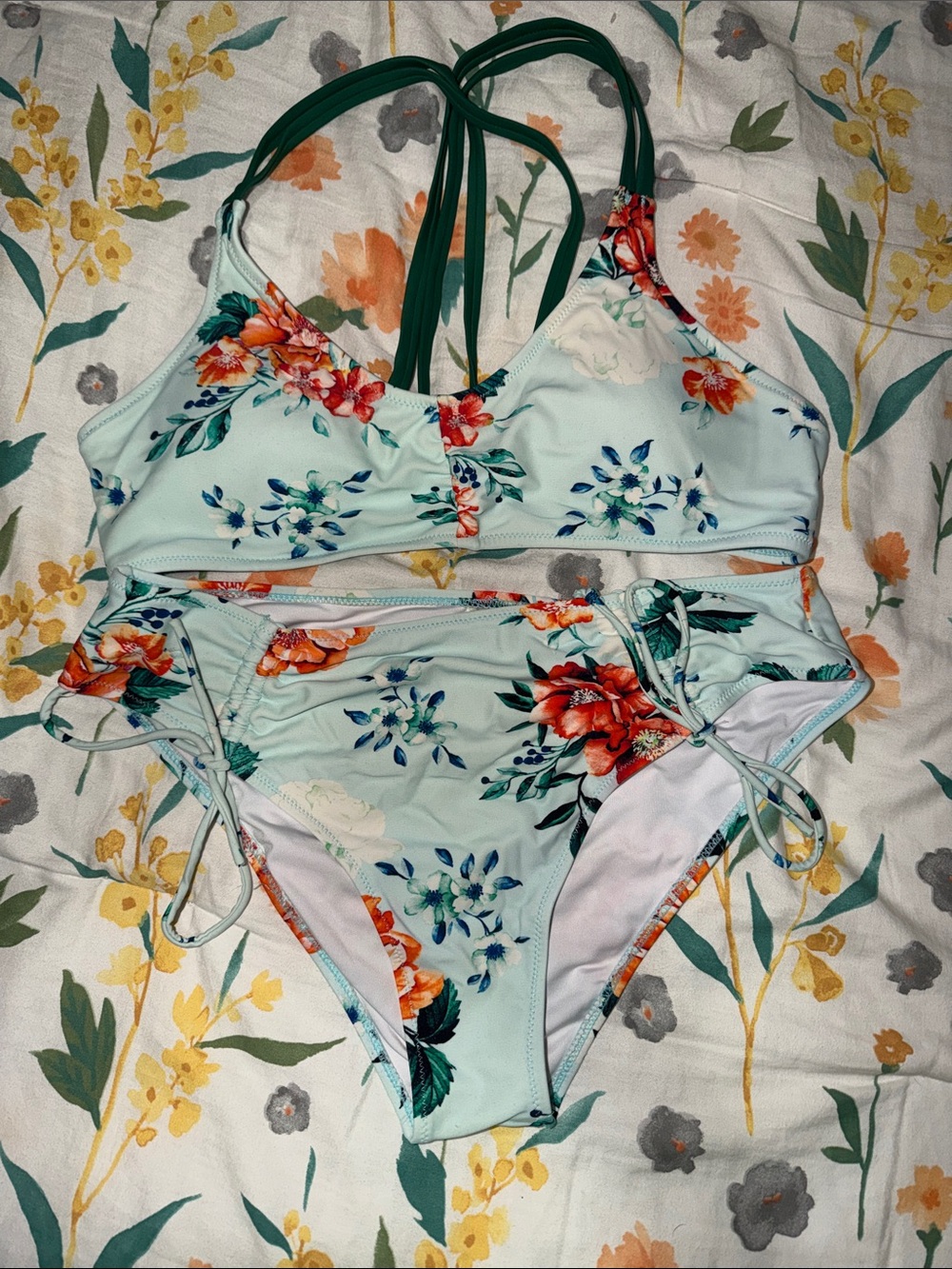Cupshe Mint Floral High-Waist Bikini Set with Green Straps